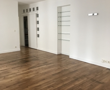 Location Appartement 3 pièces Paris 11ème arrondissement (75011)