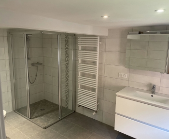 Location Appartement rénové 3 pièces Kutzenhausen (67250) - TTES CHARGES