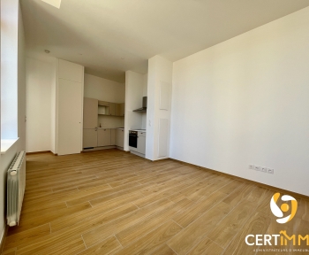 Location Appartement avec terrasse  pièce Valenciennes (59300) - place verte