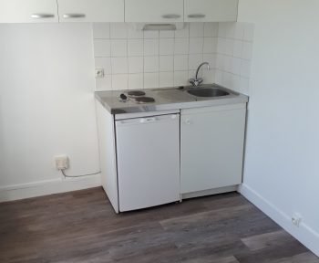 Location Maison 2 pièces Lardy (91510) - Bourg